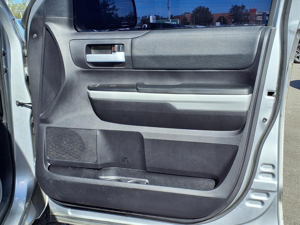 Used 2020 Toyota Tundra SR5 w/ SR5 Upgrade Package image 12