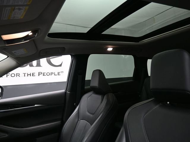 Used 2024 INFINITI QX60 Pure image 17