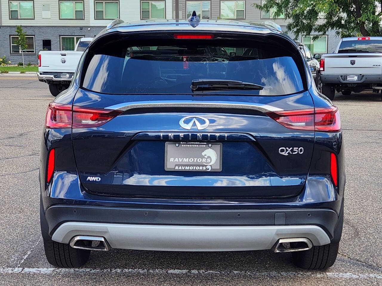 Used 2023 INFINITI QX50 Luxe image 8