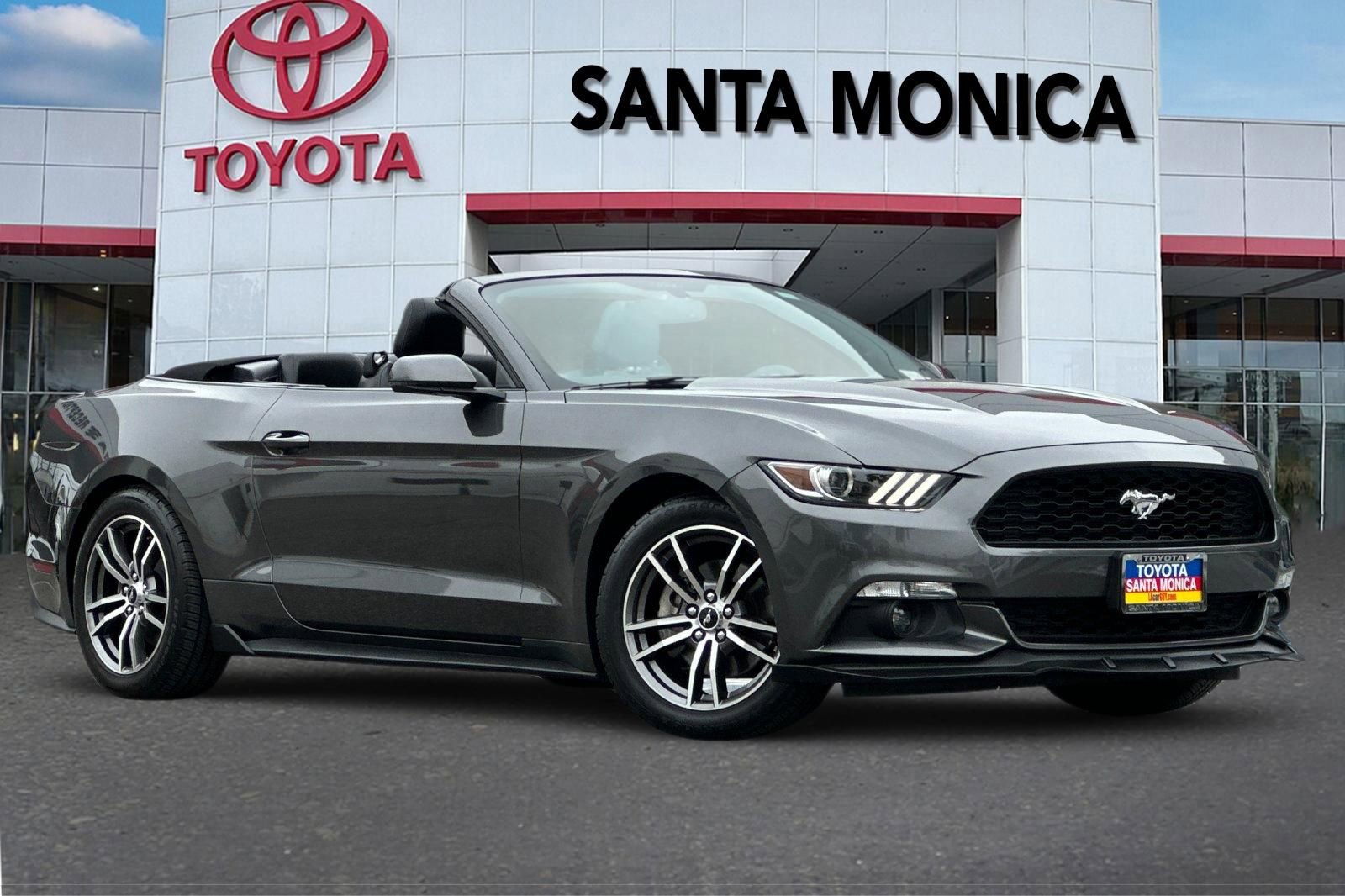 Used 2017 Ford Mustang Premium RWD video 2