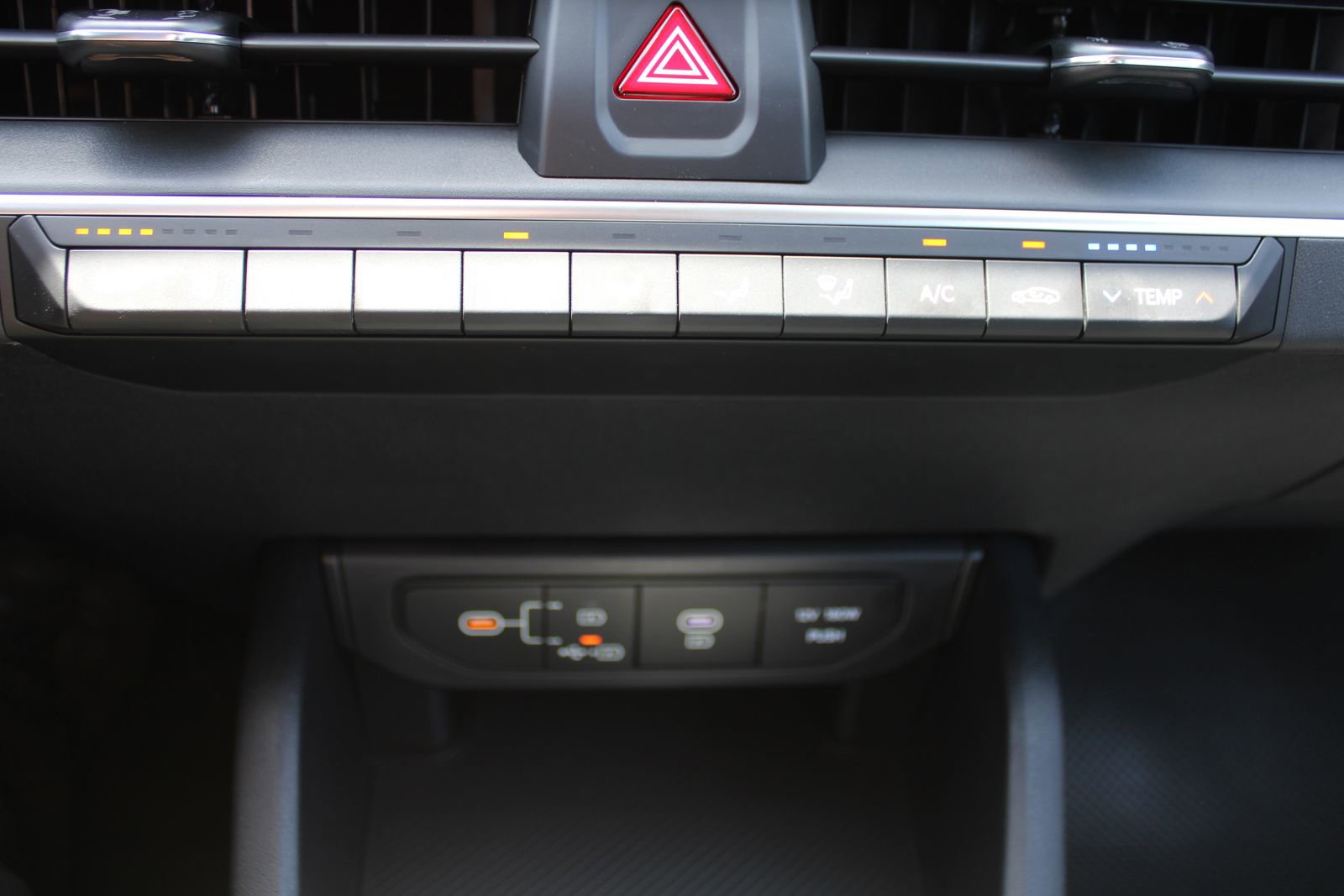 New 2026 Kia K4 LXS image 34