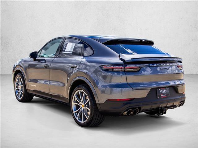 Used 2021 Porsche Cayenne S AWD/4WD image 7