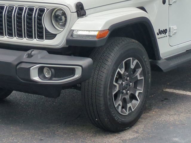 New 2025 Jeep Wrangler Unlimited Sahara w/ Safety Group AWD/4WD image 9