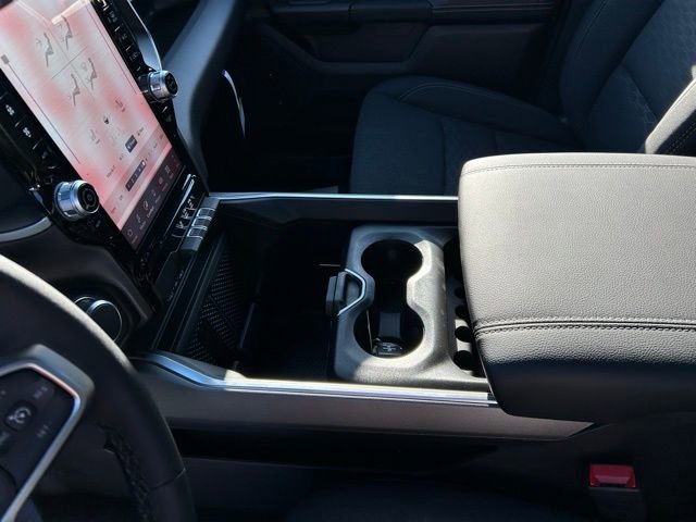 New 2026 RAM 1500 4x4 Crew Cab image 31