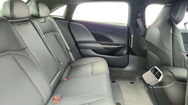 Used 2024 Lucid Air Pure RWD image 24