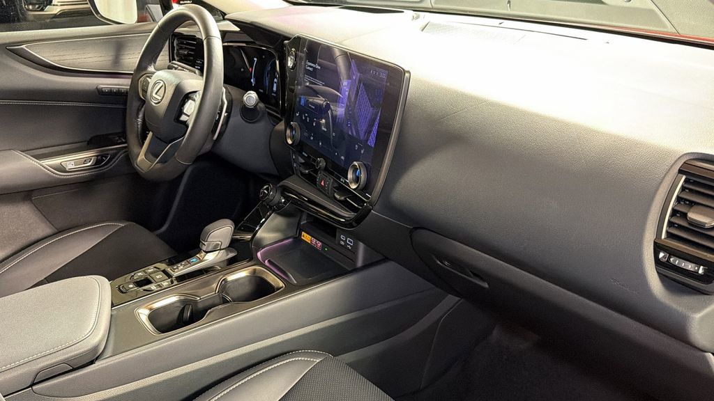 Used 2024 Lexus NX 450h+ 450h+ Luxury image 11