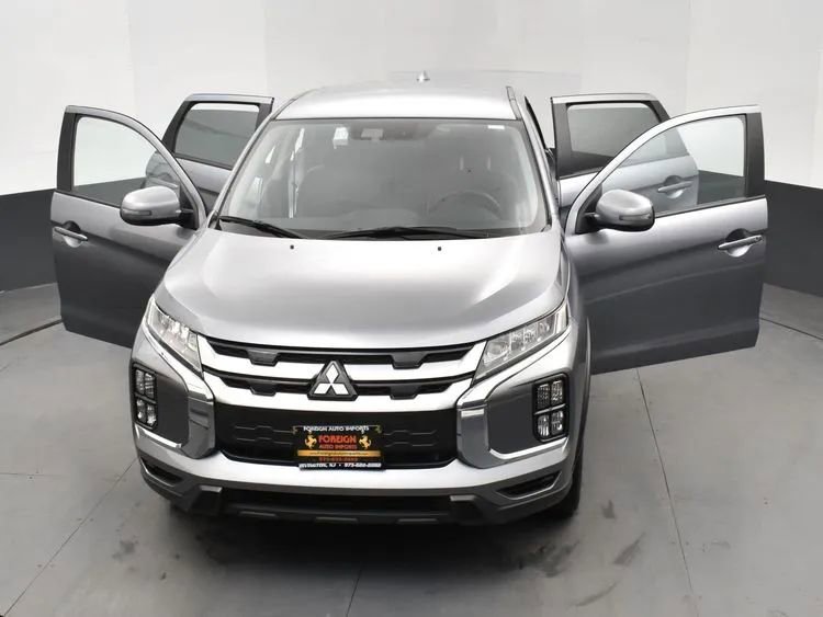 Used 2025 Mitsubishi Outlander Sport SE AWD/4WD image 10