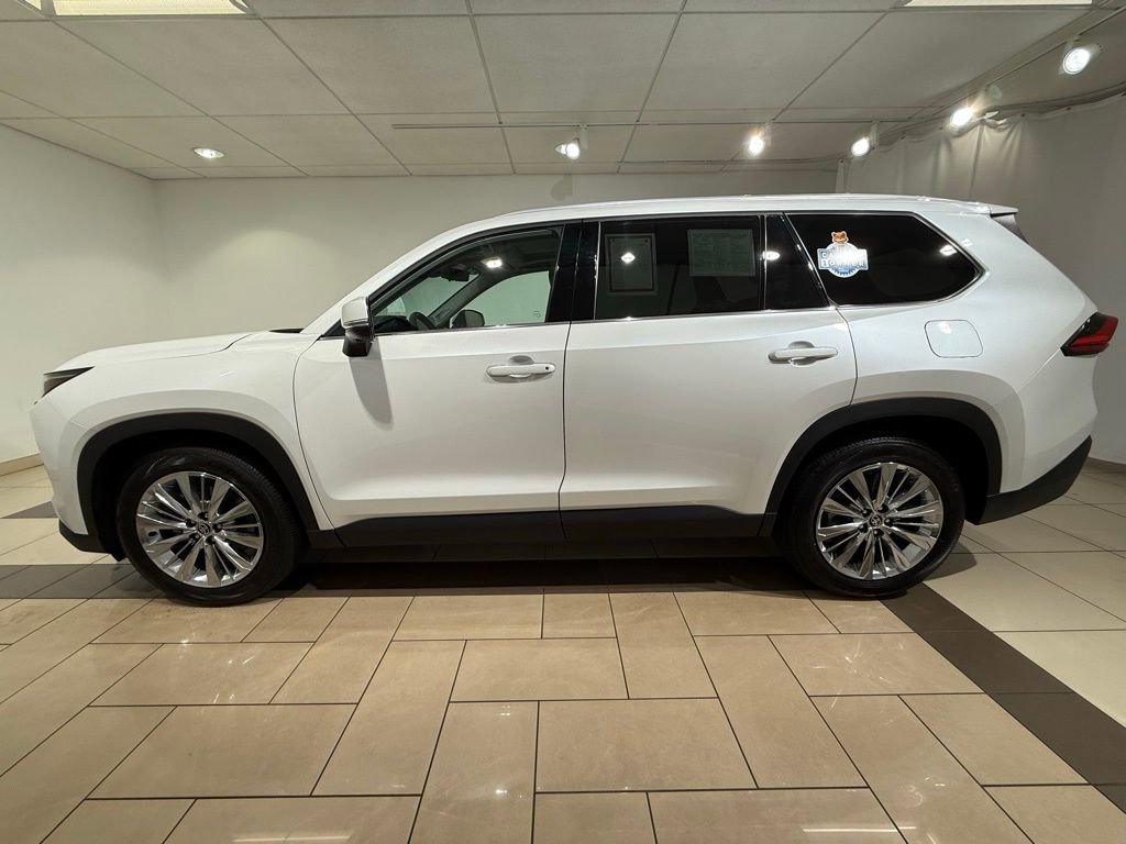 Certified 2024 Toyota Grand Highlander AWD image 2