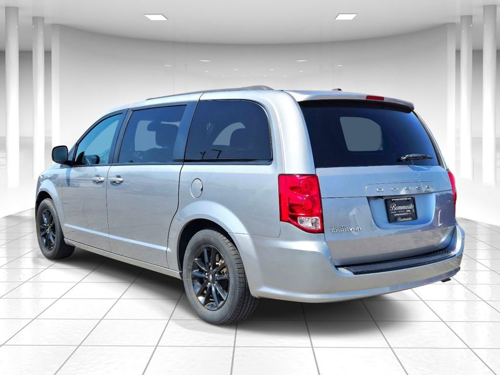Used 2020 Dodge Grand Caravan SE image 5