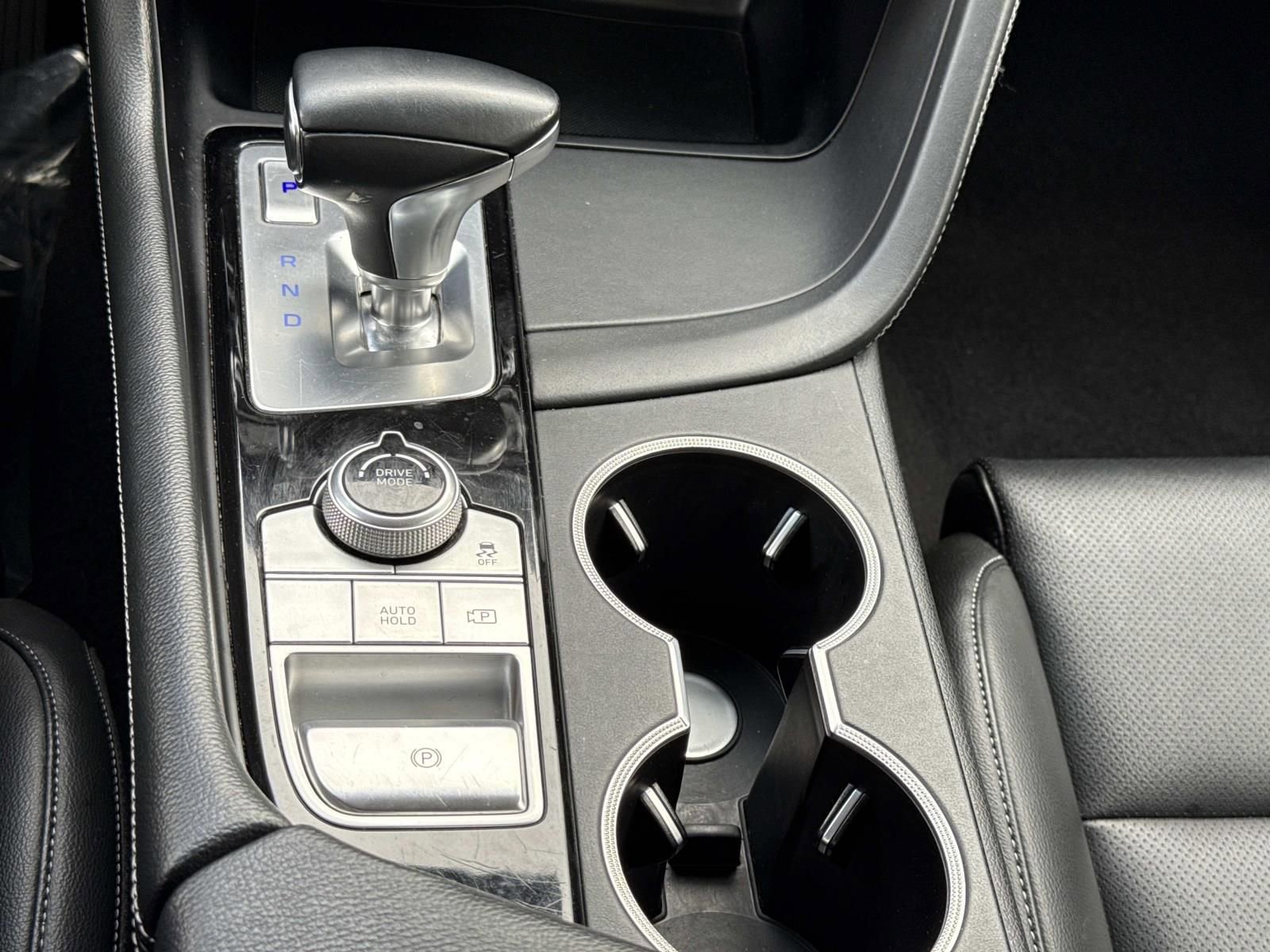 Used 2023 Genesis G70 2.0T image 12