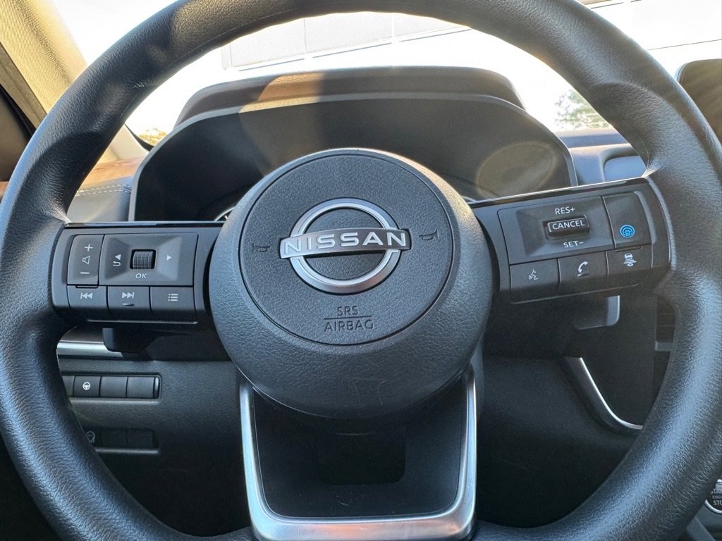 Certified 2023 Nissan Rogue SV image 16