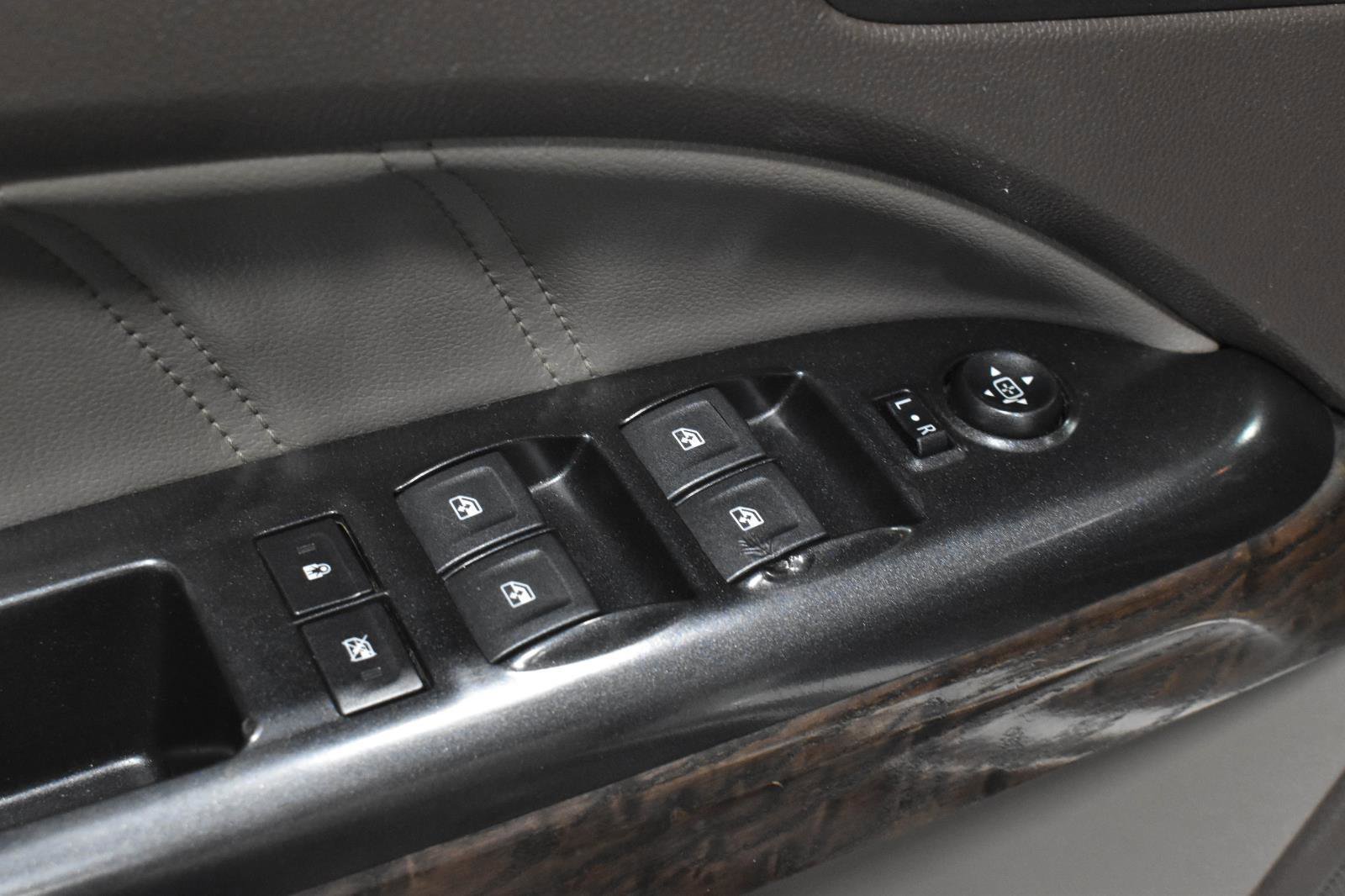 Used 2022 GMC Canyon Denali image 13