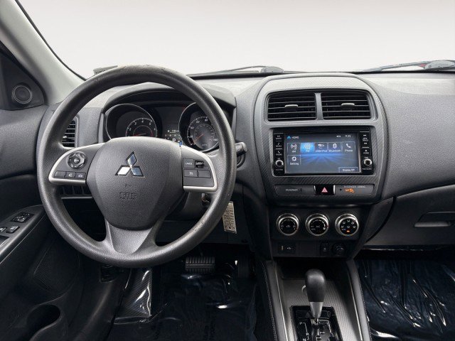 Used 2020 Mitsubishi Outlander Sport ES image 4