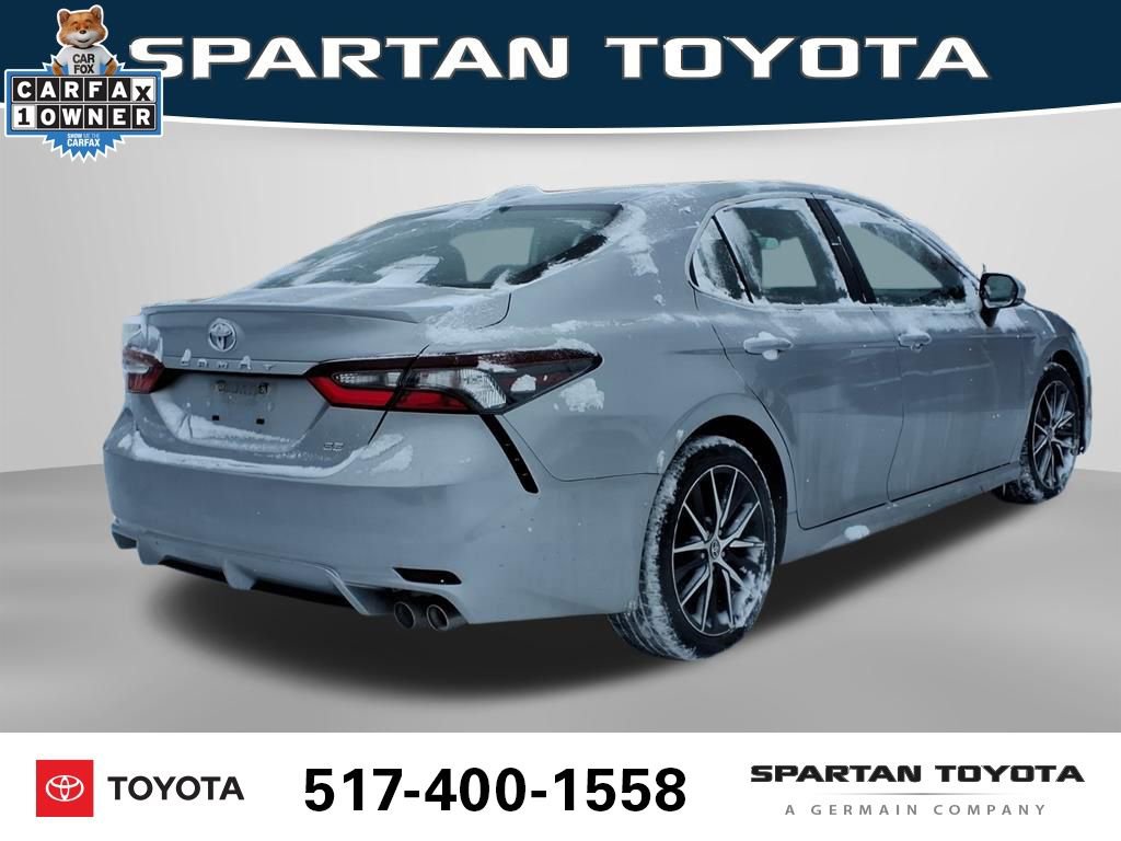 Used 2024 Toyota Camry SE image 7