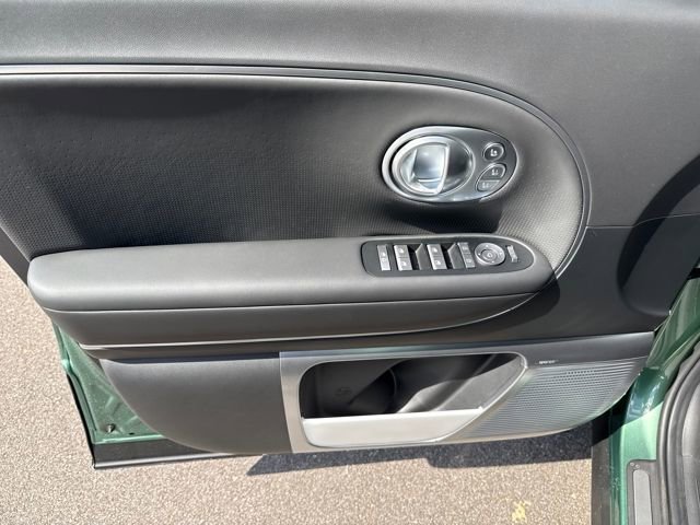 New 2026 Hyundai Ioniq 9 Calligraphy image 10