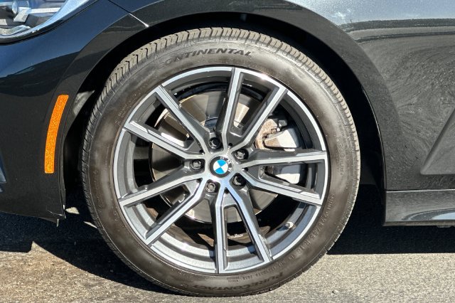 Used 2019 BMW 330i Sedan w/ Convenience Package RWD image 26