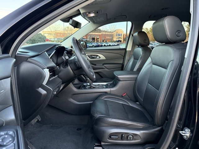 Used 2020 Chevrolet Traverse RS image 13