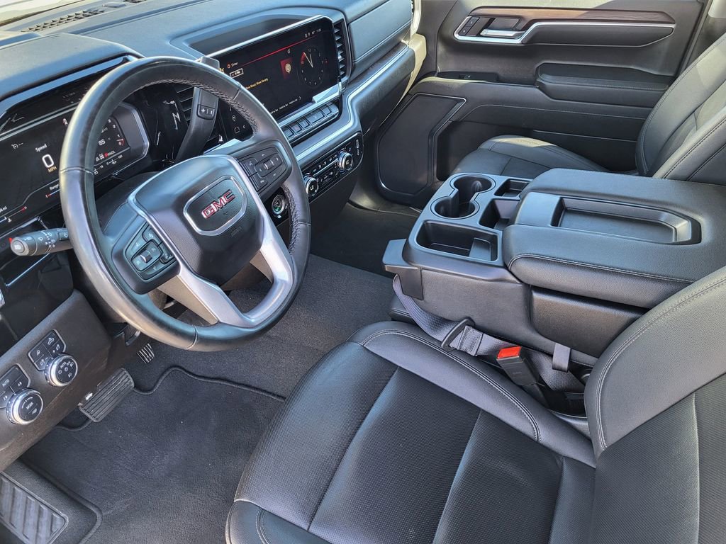 Used 2024 GMC Sierra 1500 SLT image 10