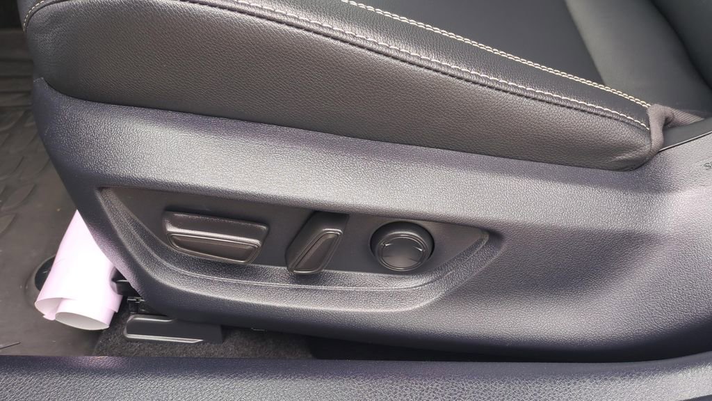 Certified 2025 Toyota Camry SE image 16