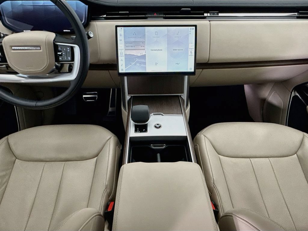 Used 2024 Land Rover Range Rover SE AWD/4WD image 13