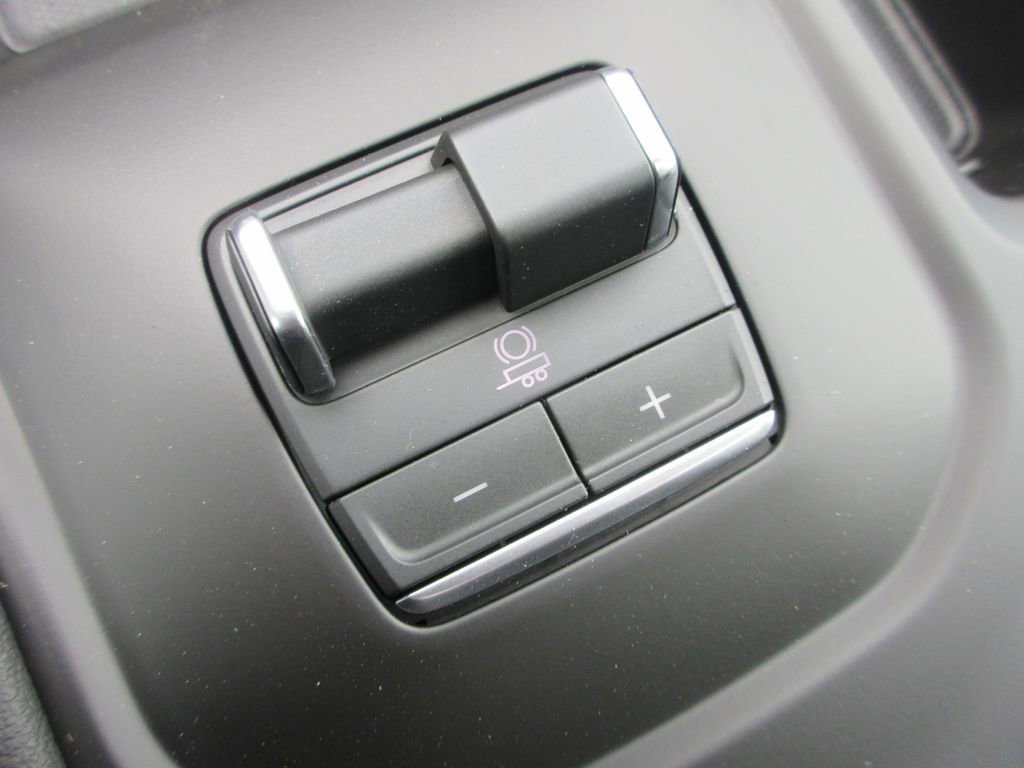 New 2026 GMC Sierra 3500 AT4 w/ AT4 Premium Plus Package image 21