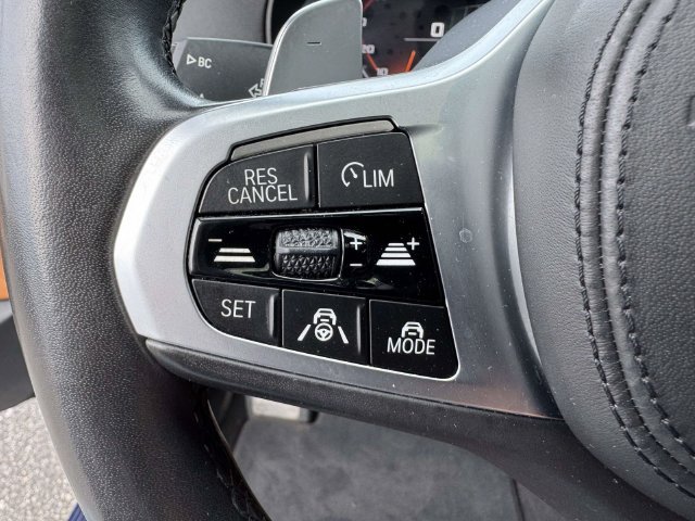 Used 2021 BMW M550i xDrive AWD/4WD image 27