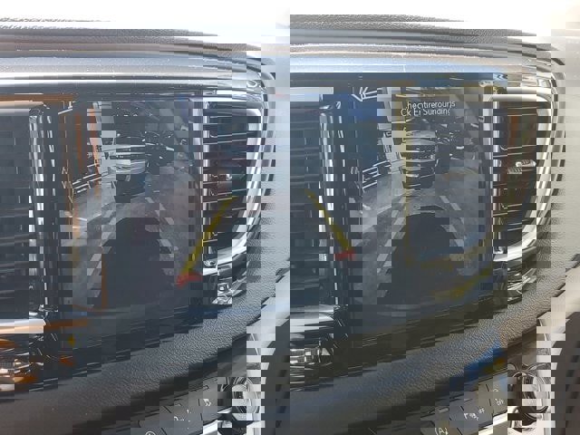 Used 2018 Chrysler Pacifica Touring-L w/ Tire & Wheel Group image 26