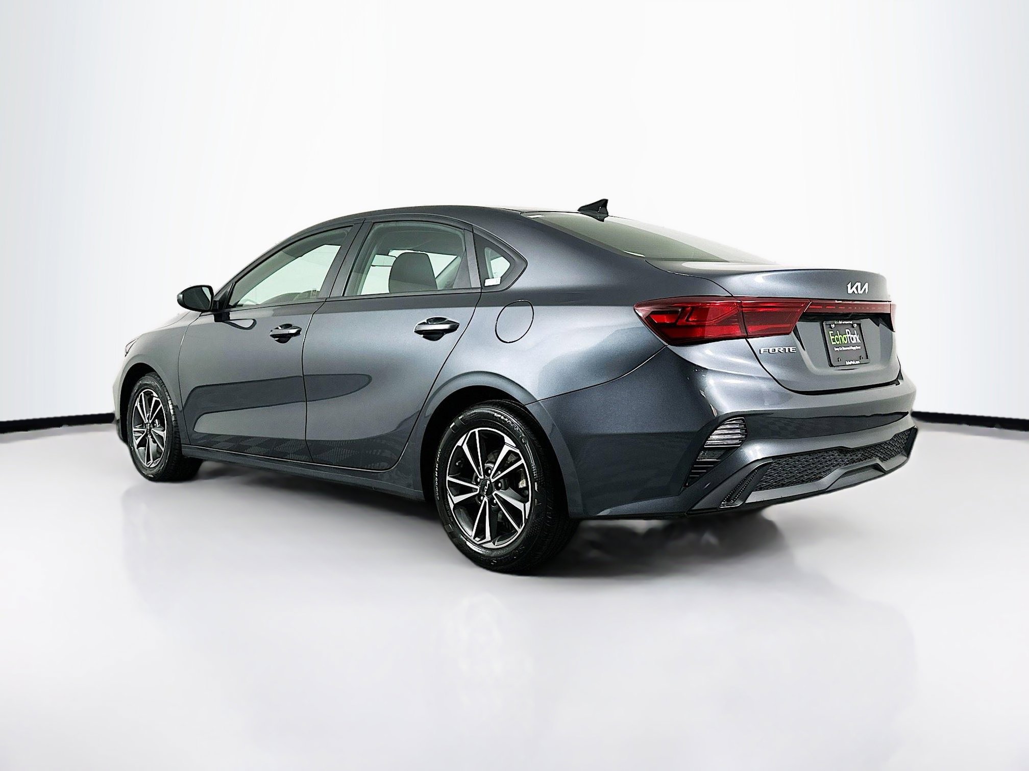 Used 2024 Kia Forte LXS image 5