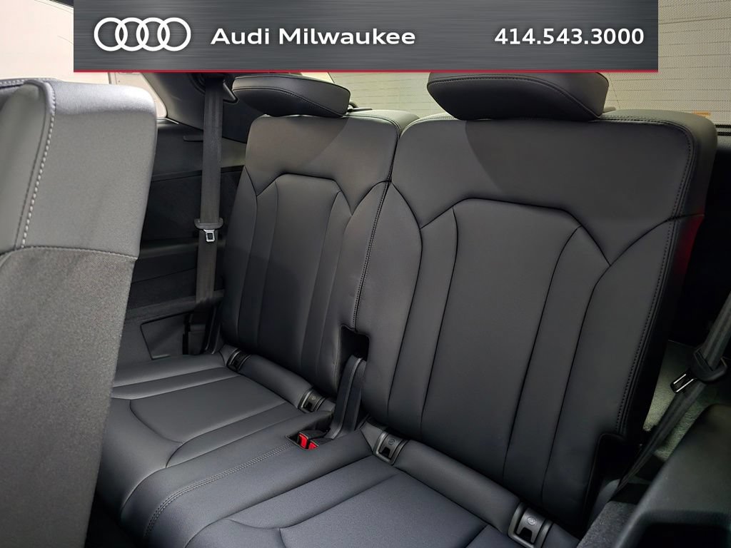 New 2026 Audi Q7 3.0T Premium Plus AWD/4WD image 26