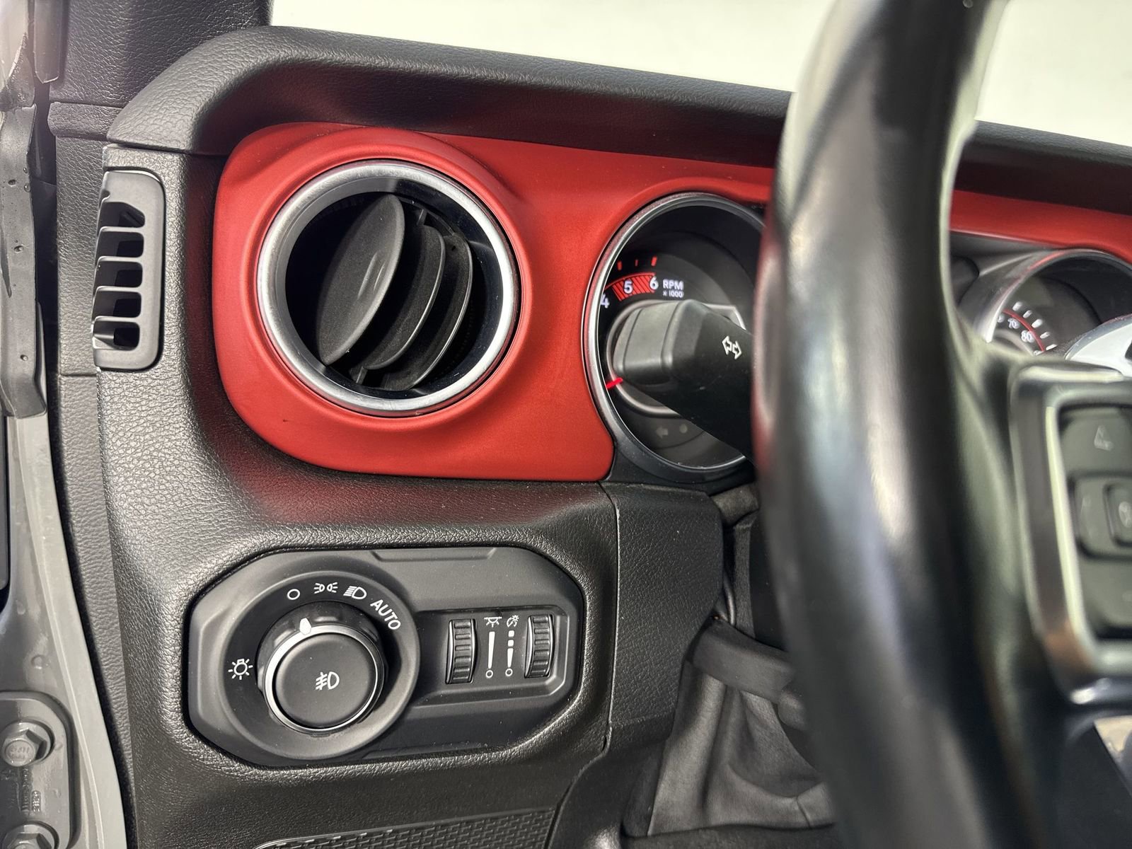 Used 2021 Jeep Wrangler Unlimited Rubicon image 15