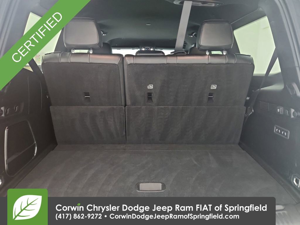 Certified 2024 Jeep Wagoneer Series III image 31