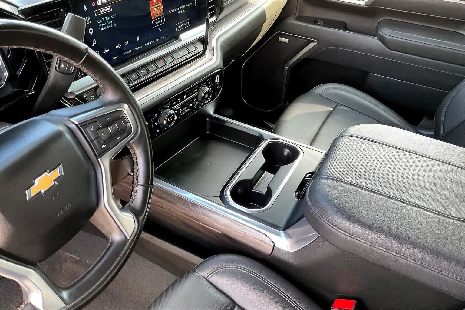 Certified 2025 Chevrolet Silverado 2500 LTZ w/ LTZ Convenience Package AWD/4WD image 16
