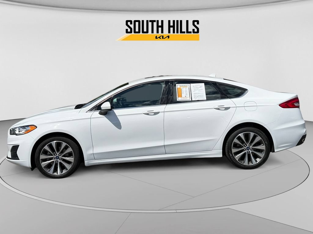 Used 2020 Ford Fusion SE AWD/4WD image 2