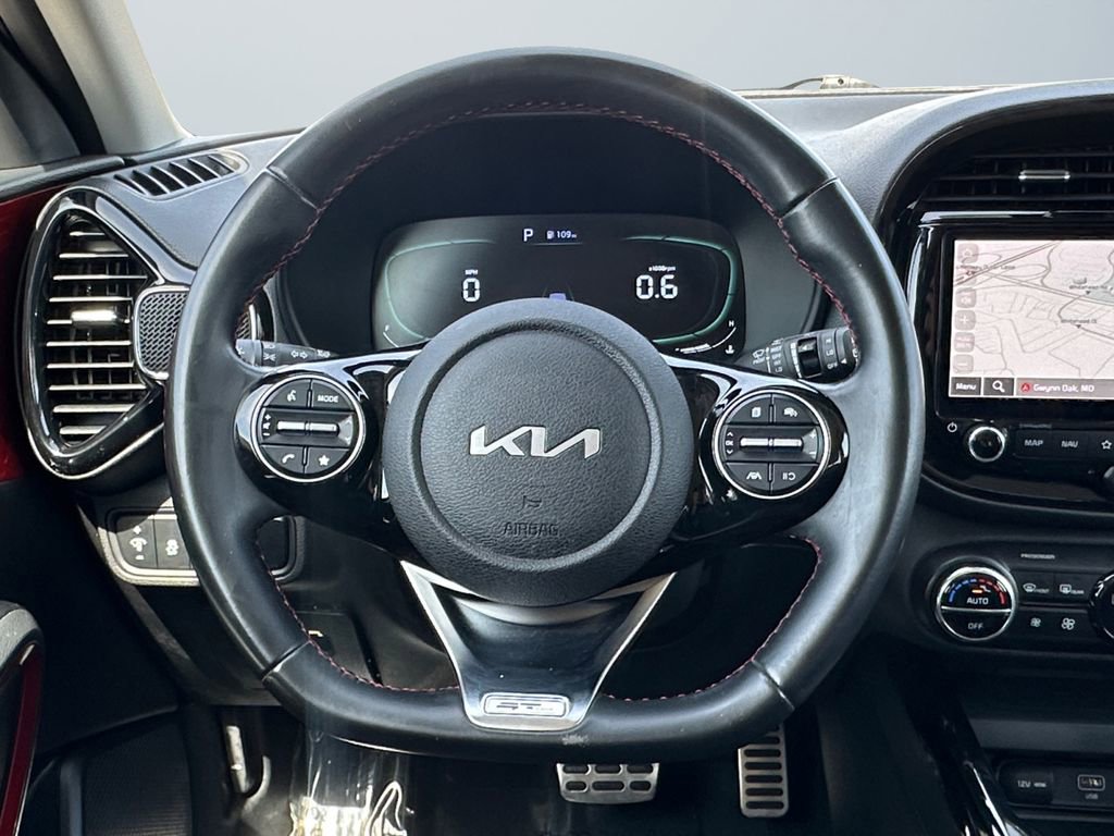 Used 2023 Kia Soul GT-Line FWD image 12