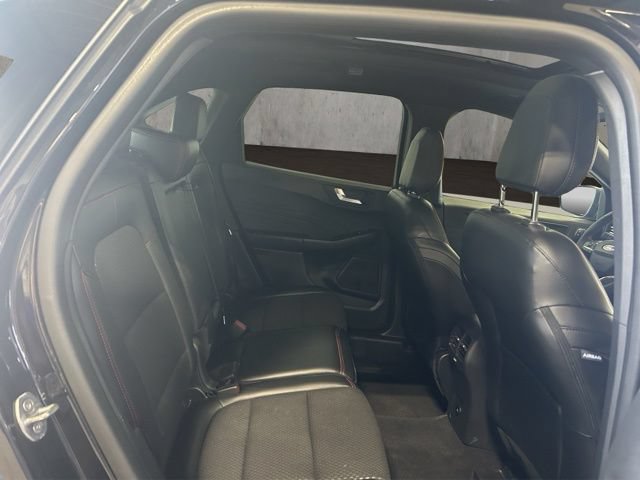Certified 2023 Ford Escape ST-Line Elite w/ Class II Trailer Tow Package AWD/4WD image 22