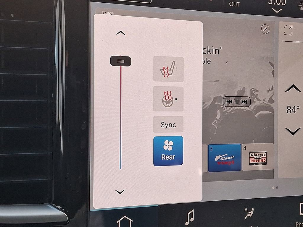 New 2026 Chrysler Pacifica Select image 16