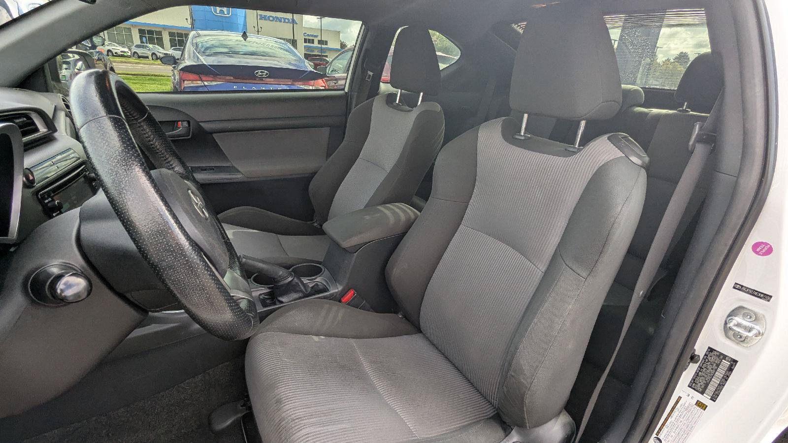 Used 2014 Scion tC FWD image 13