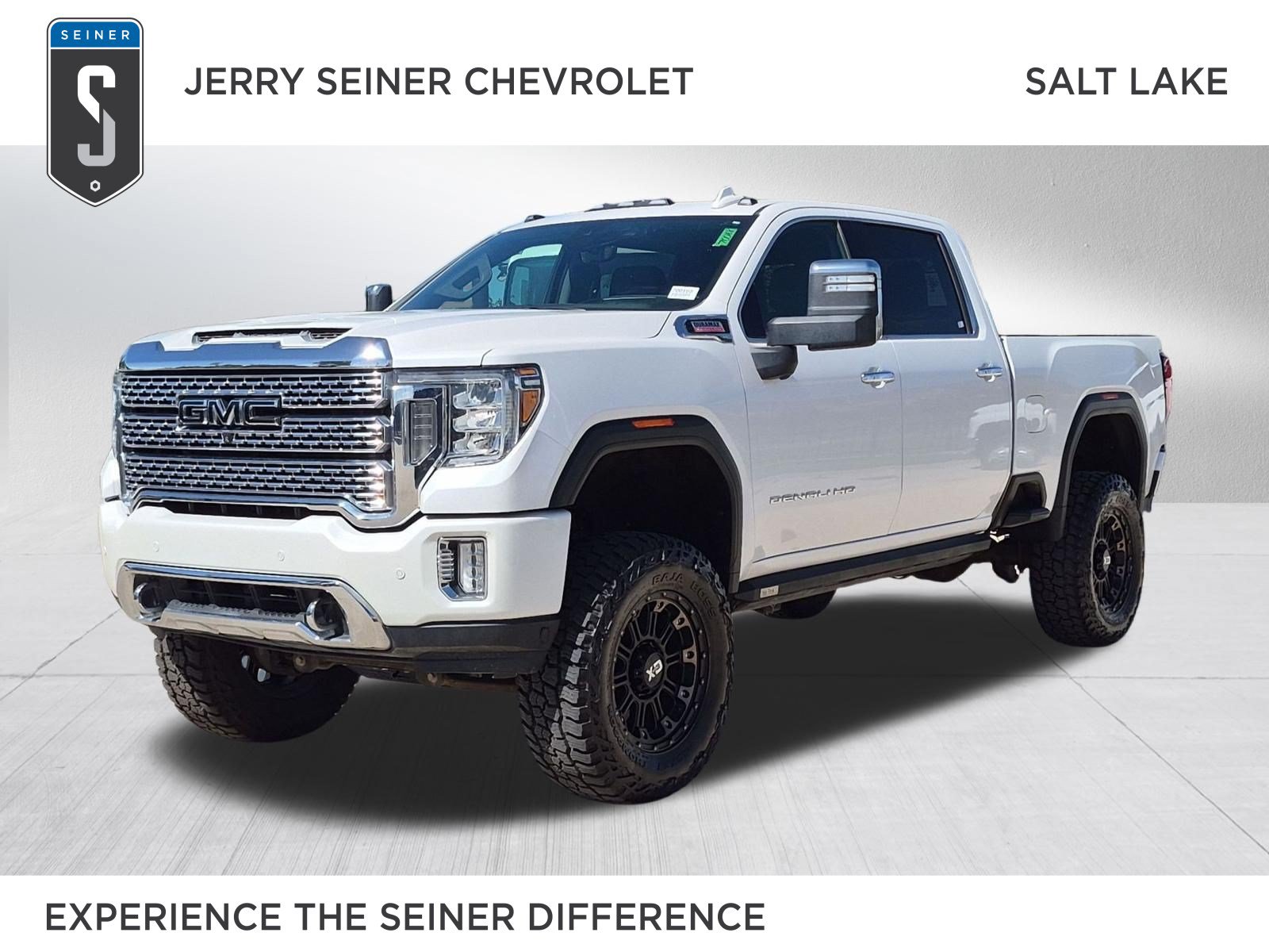 Used 2020 GMC Sierra 3500 Denali w/ Denali Ultimate Package AWD/4WD image 1