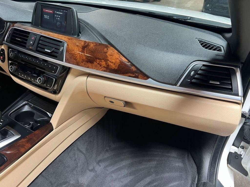 Used 2018 BMW 430i Convertible RWD image 27