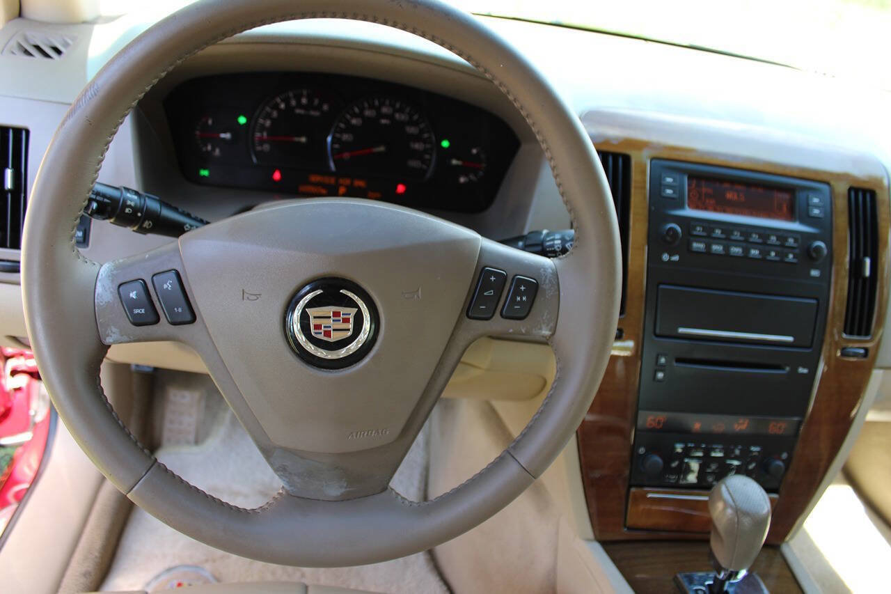 Used 2005 Cadillac STS w/ Preferred Equipment Group RWD image 20