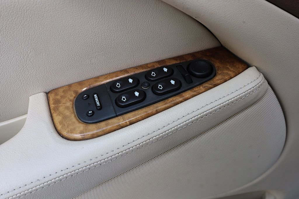 Used 2006 Jaguar S-TYPE 3.0 image 28