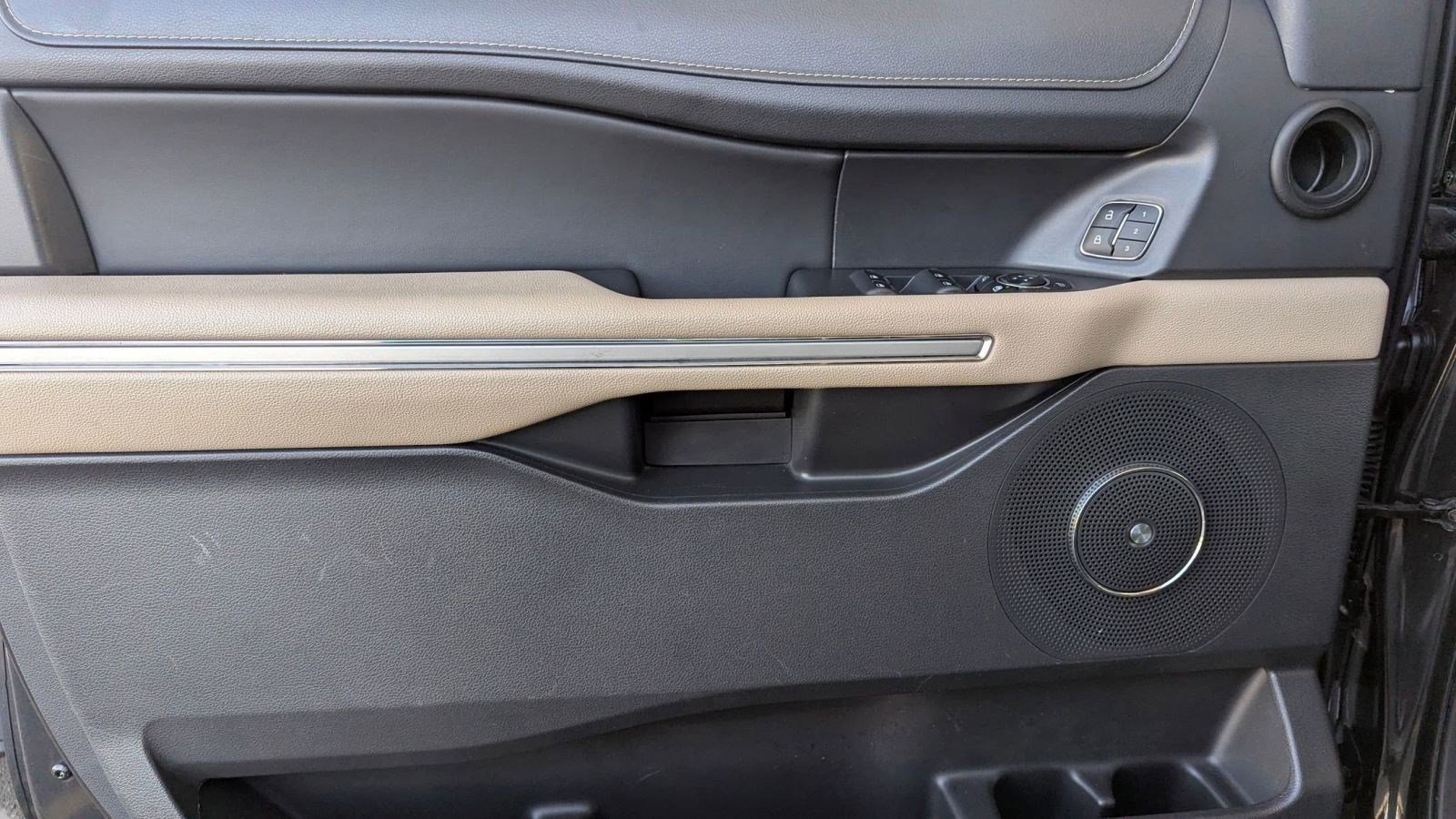 Certified 2024 Ford Expedition Max Limited image 12