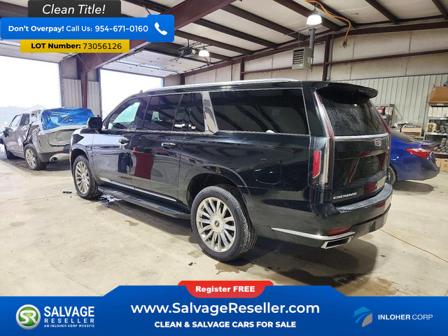 Used 2022 Cadillac Escalade ESV Premium Luxury AWD/4WD image 3