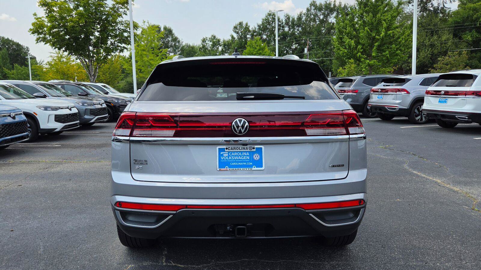 New 2026 Volkswagen Atlas Cross Sport SE AWD/4WD image 4