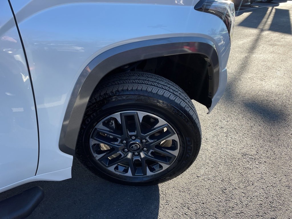 Used 2025 Toyota Tundra Limited image 6