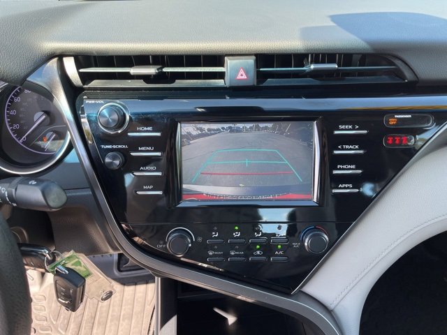 Used 2019 Toyota Camry LE image 22