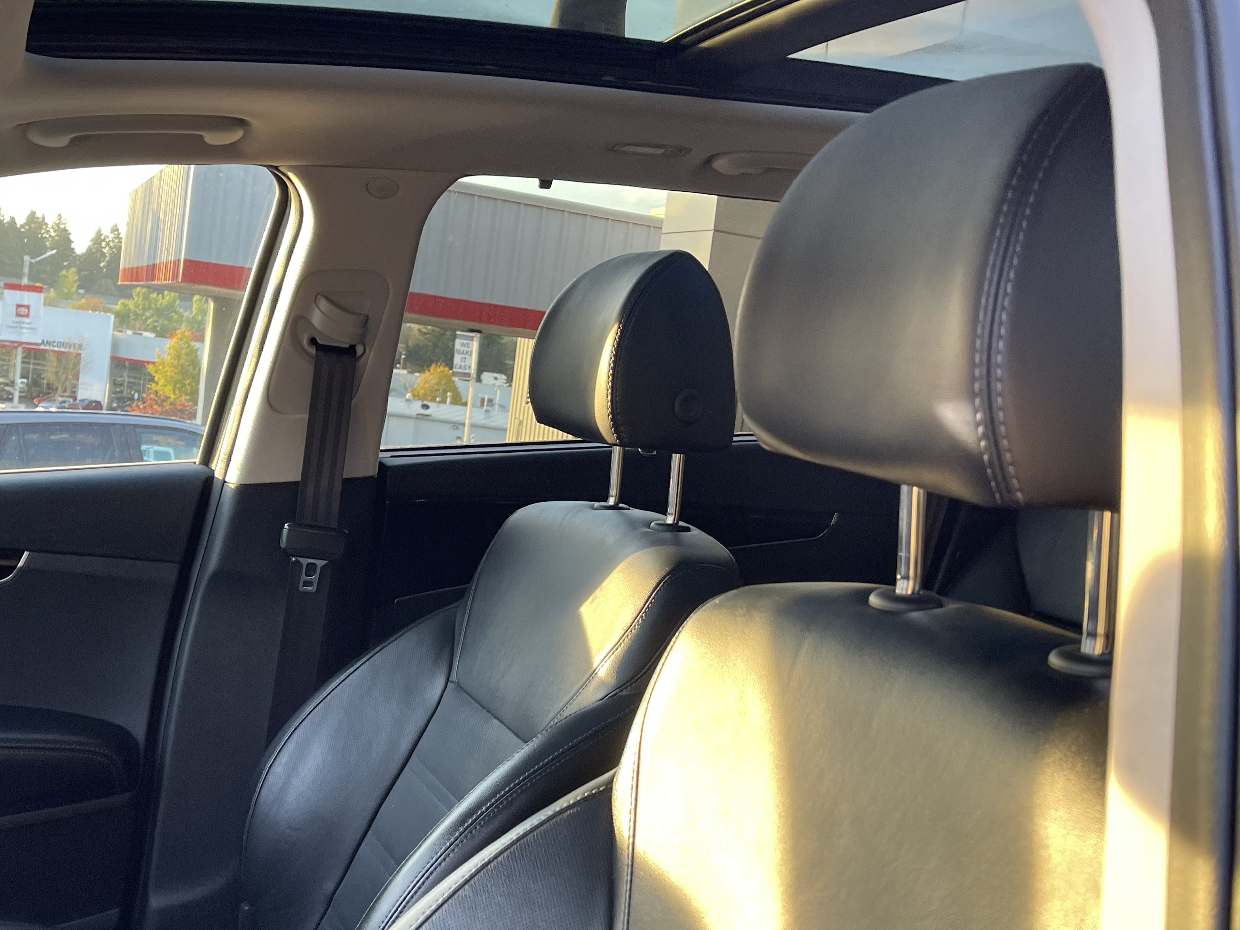 Used 2019 Kia Sorento SX w/ SX Touring Package AWD/4WD image 18