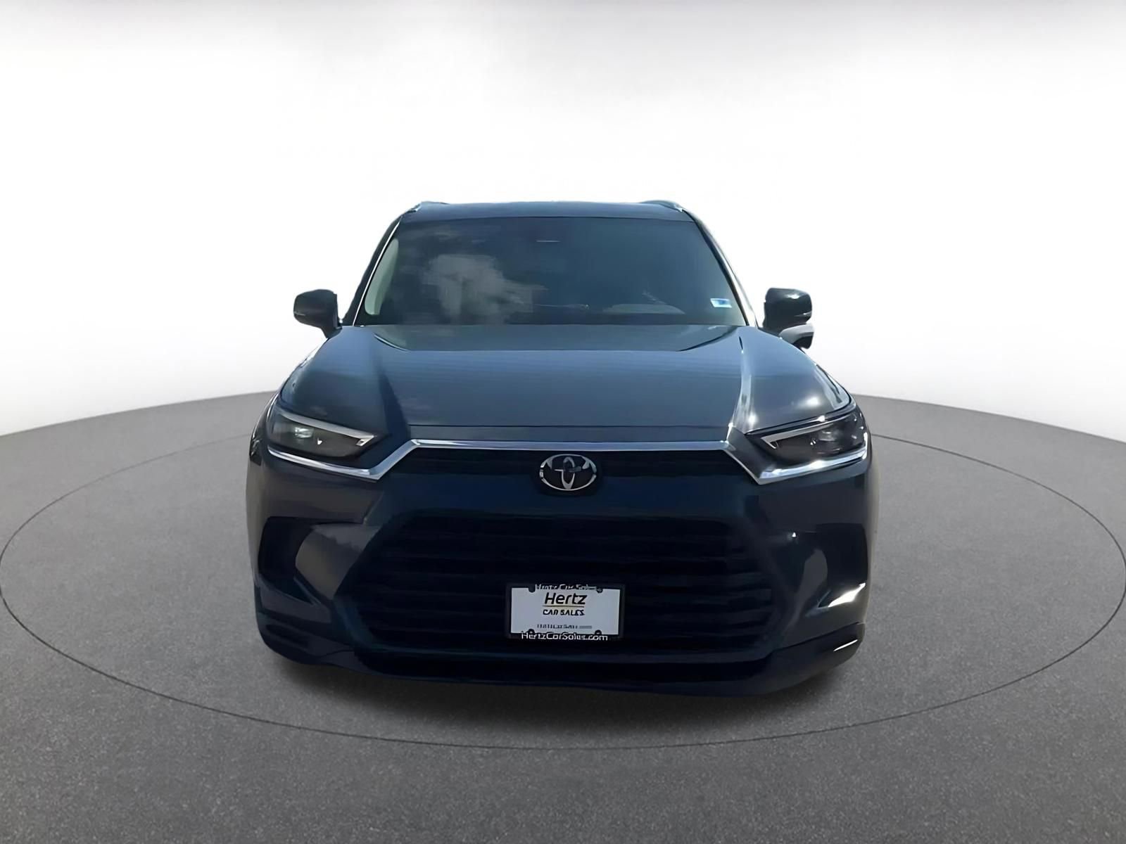 Used 2025 Toyota Grand Highlander FWD image 4
