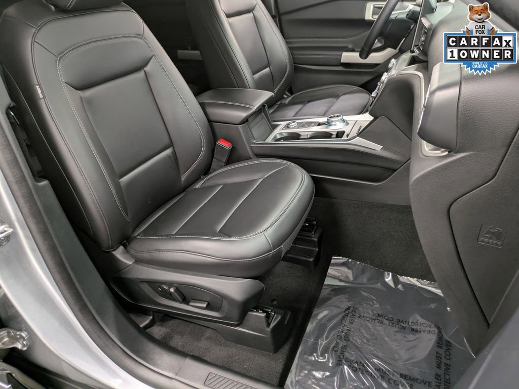 Used 2022 Ford Explorer XLT w/ Equipment Group 202A image 31