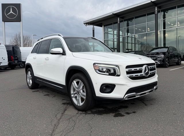 Certified 2022 Mercedes-Benz GLB 250 4MATIC image 1